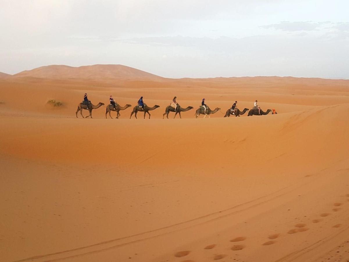 Maison Bedouin Merzouga Hotel Exterior photo